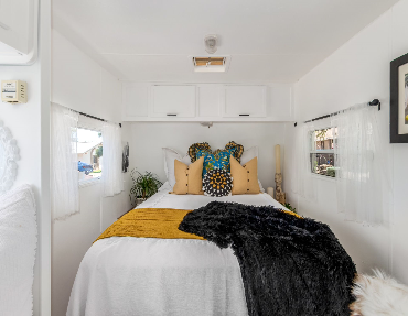 Queen bed allows for comfort while traveling in this custom Coachmen at fair market value for an RV